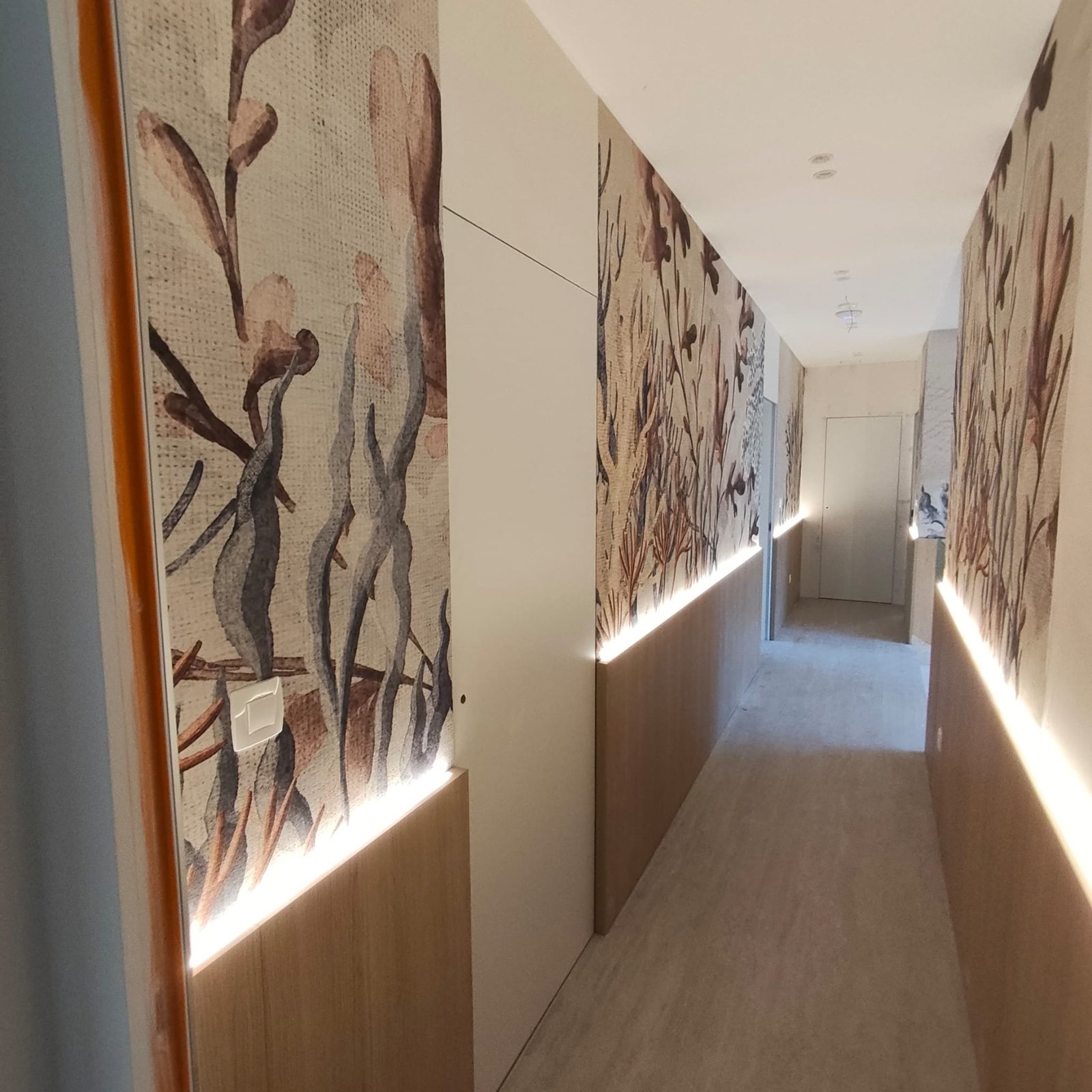 Detalj — lamperija s uvučenom rasvjetom